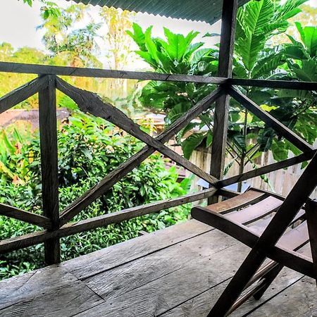 Paraiso Ayahuasca Hotel & Tours Puerto Narino Exterior photo